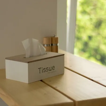 게스트하우스 Treehouse 트렌시안스케테플리스